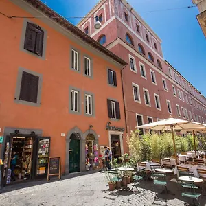 Piccolo Trevi 3*, Rome Italy