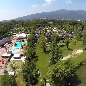 3* Hotel Holiday Chalets Camping Class